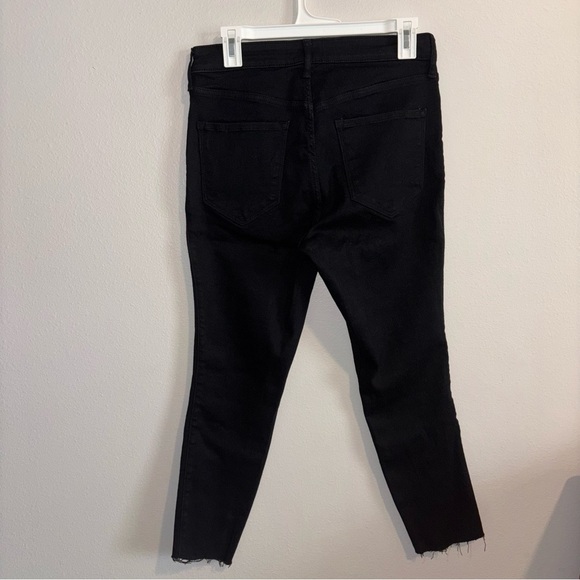 OLD NAVY extra high rise extra skinny button fly size 10, frayed hem
25” inseam - Picture 4 of 6